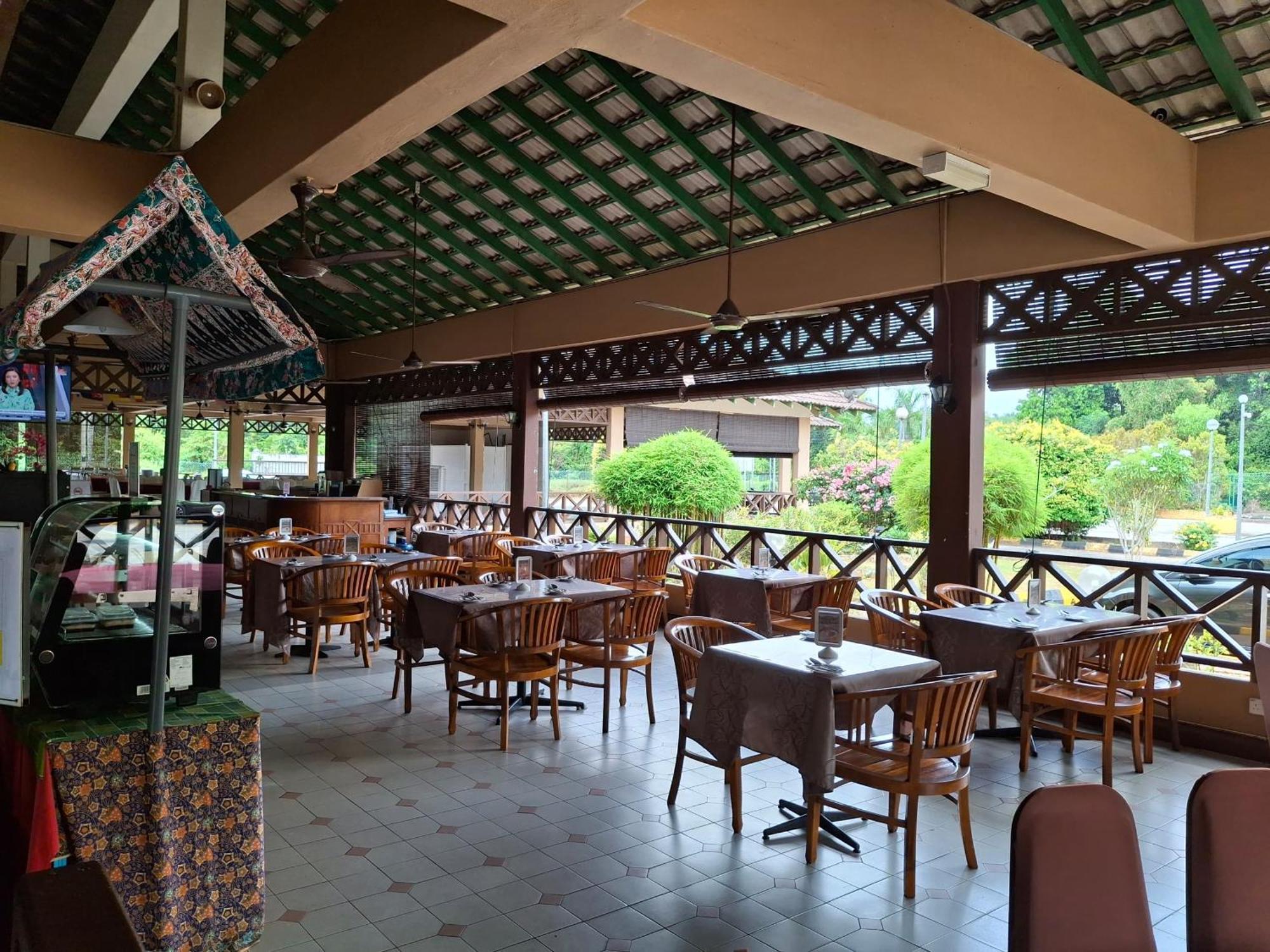 Rompin Beach Resorts Kuala Rompin Exterior foto
